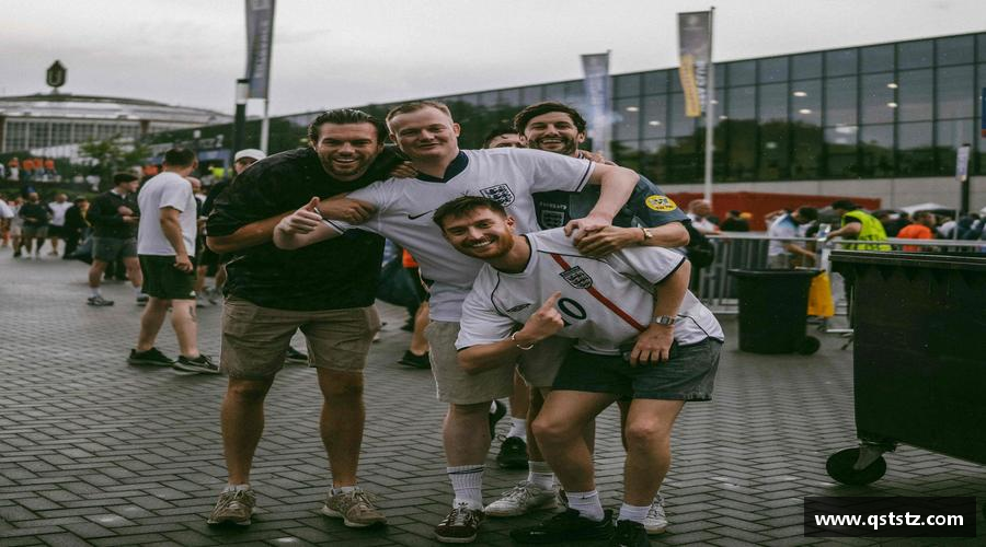 3377平台汗水诠释荣耀，坚定向前